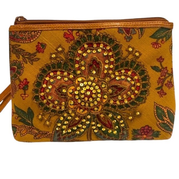 Isabella Fiore Vintage wristlet clutch. Beaded Marrakesh pattern. Never used - Picture 1 of 6
